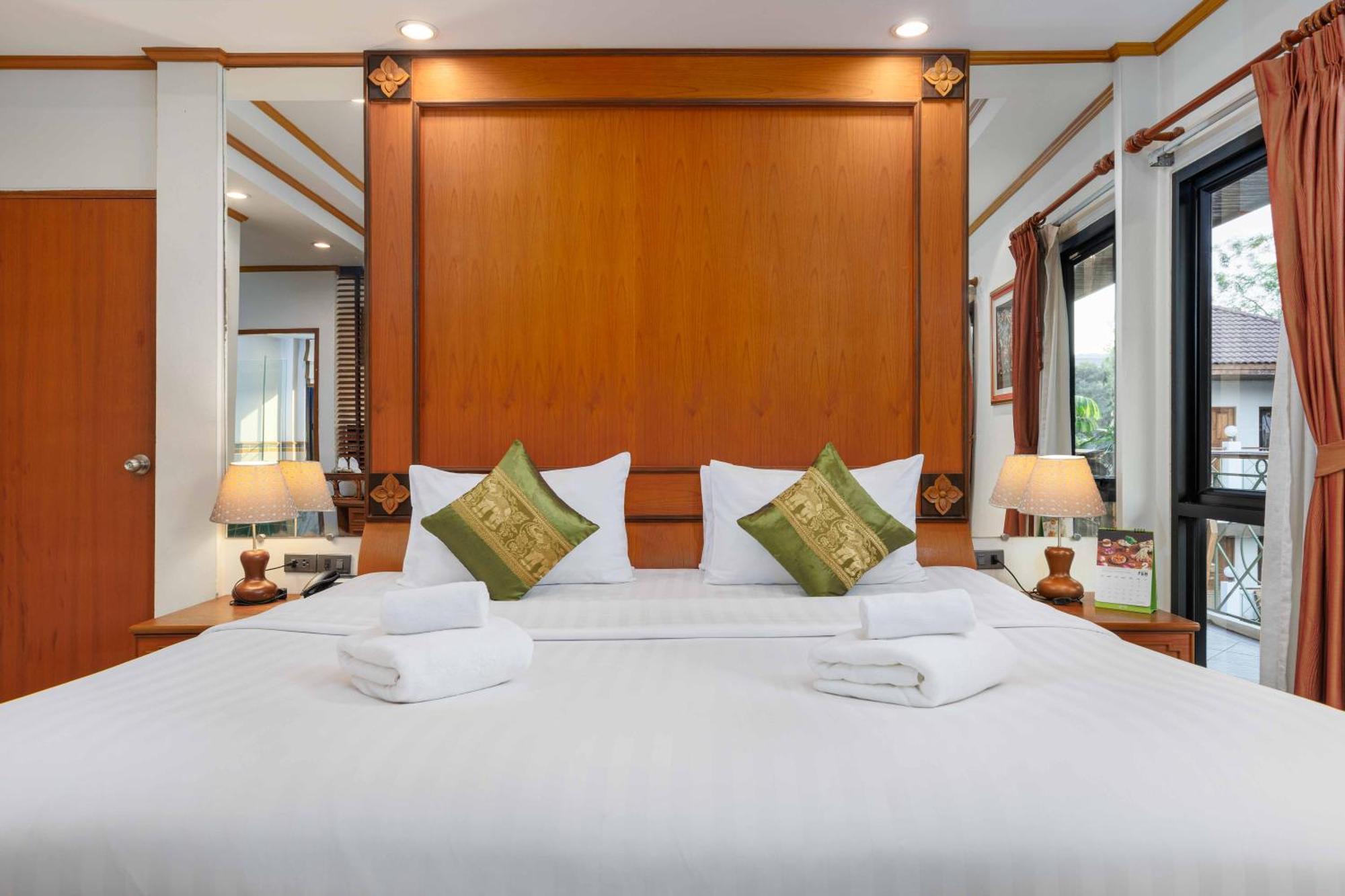 Charlie House Pin Klao Hotell Bangkok Eksteriør bilde
