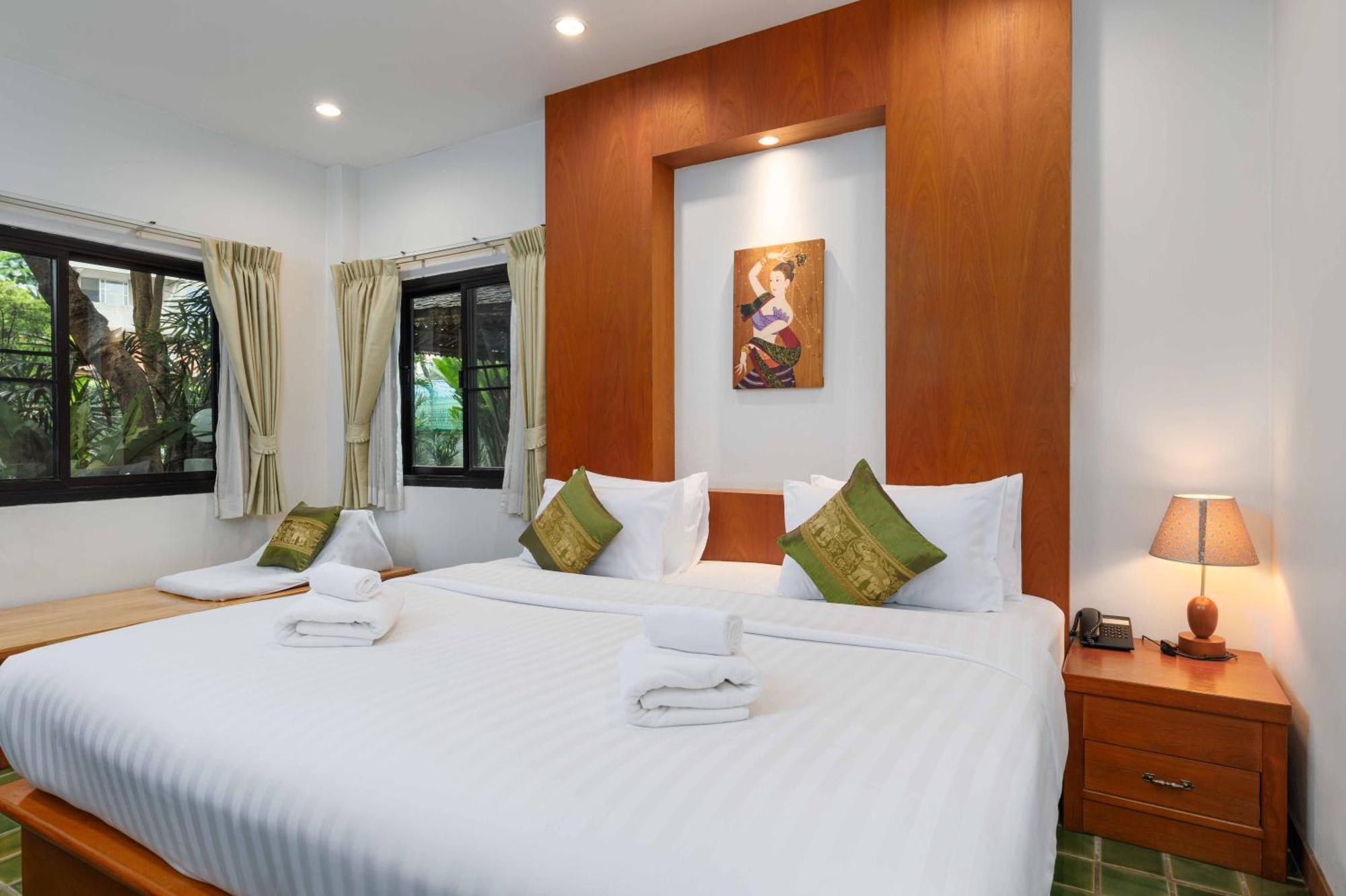 Charlie House Pin Klao Hotell Bangkok Eksteriør bilde